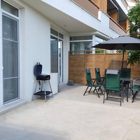 Las Brisas Garden Apartment 布尔加斯 外观 照片
