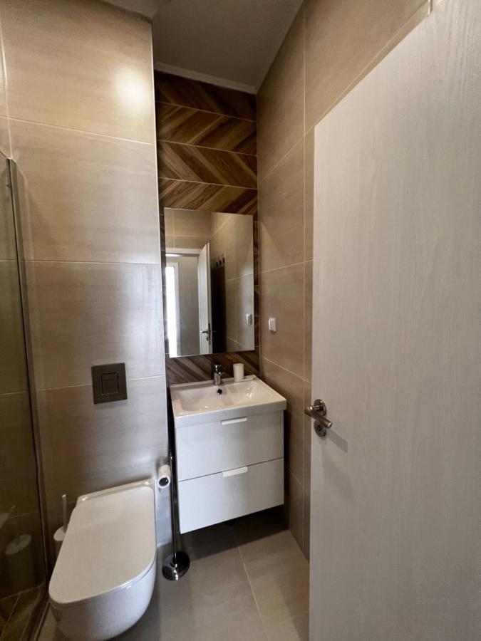 Las Brisas Garden Apartment 布尔加斯 外观 照片