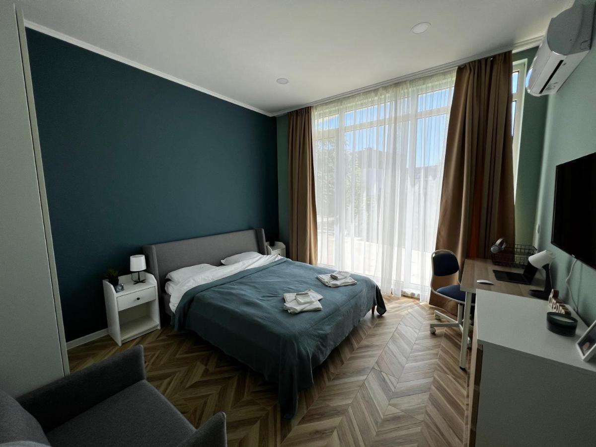 Las Brisas Garden Apartment 布尔加斯 外观 照片