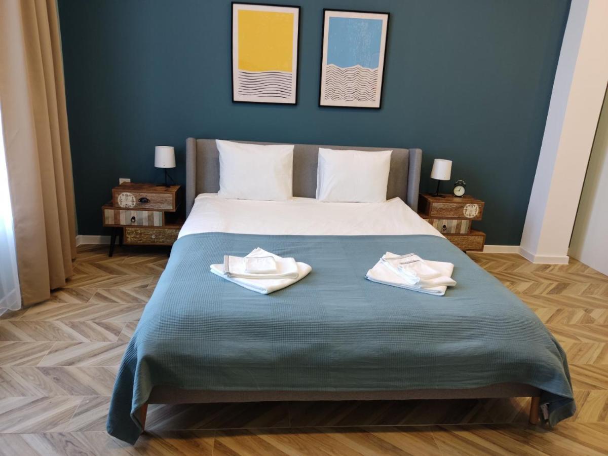 Las Brisas Garden Apartment 布尔加斯 外观 照片